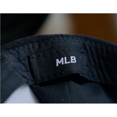Женская кепка  MLB