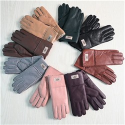 Зимние перчатки UGG